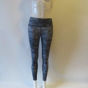 VERONICA BEARD BLUE GREY CAMO DESIGN LEGGINGS 2 *